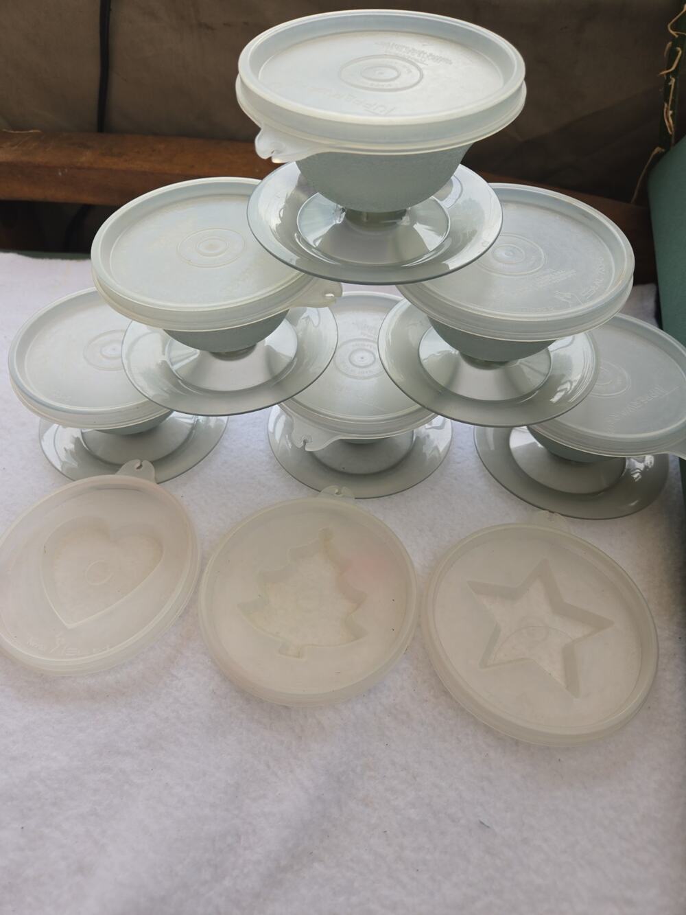 Tupperware Vintage Gray Pudding Parfait Dessert 6Cups Lids -6 Plus 3Holiday